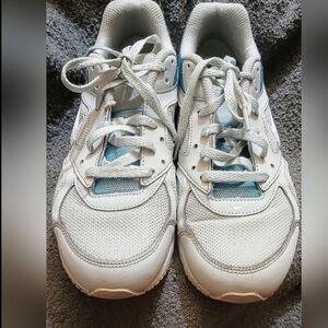 FINAL PRICE!!! Women NIKE Air Max Ivo Plus.